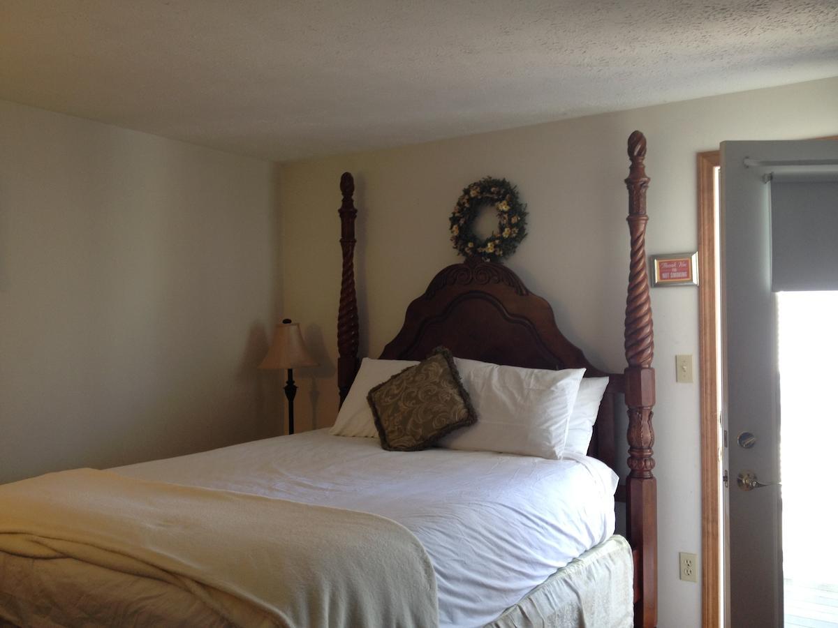 Blue Shutters Inn Carriage House Studios Ogunquit Room photo