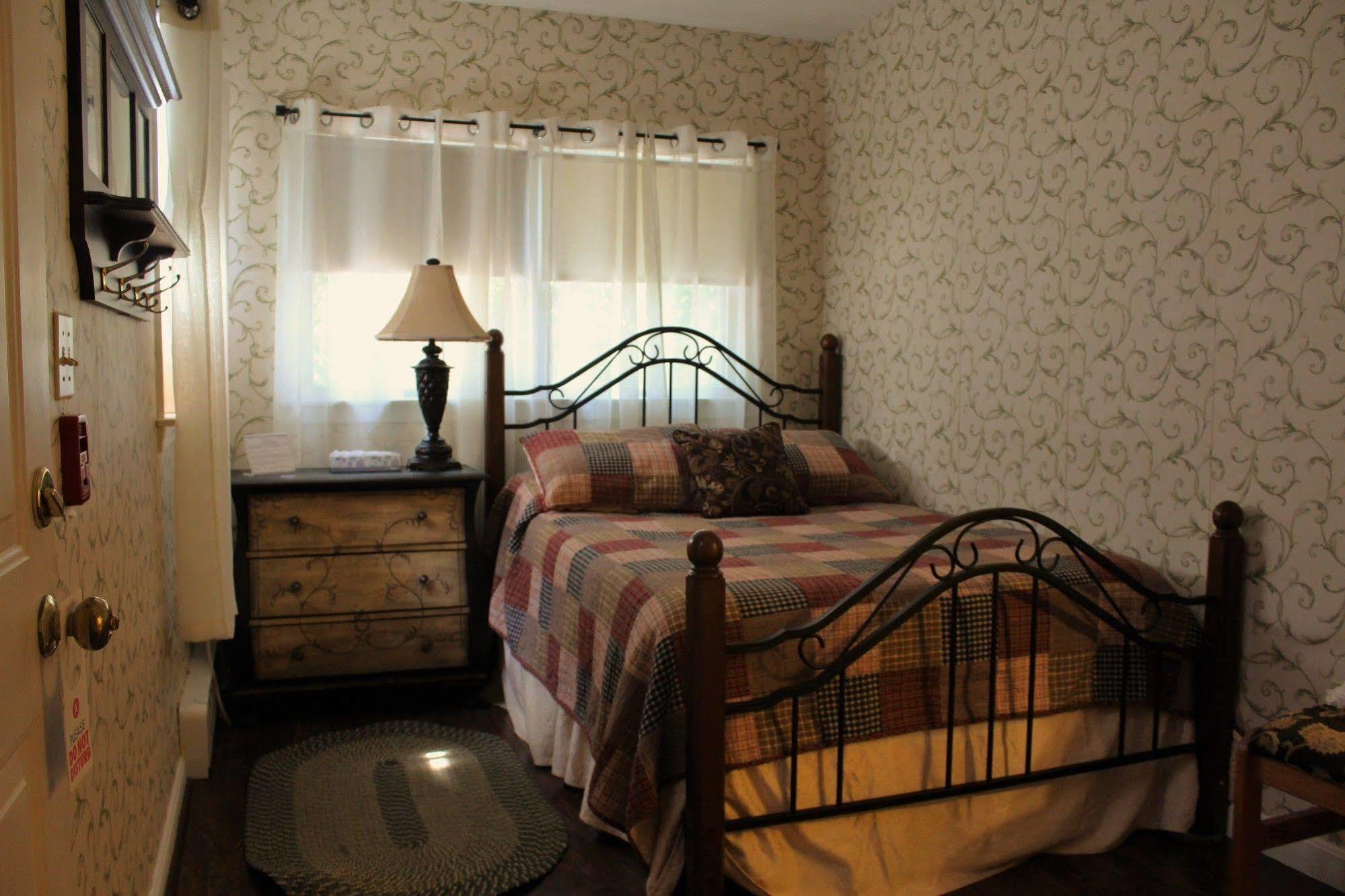 Blue Shutters Inn Carriage House Studios Ogunquit Exterior photo