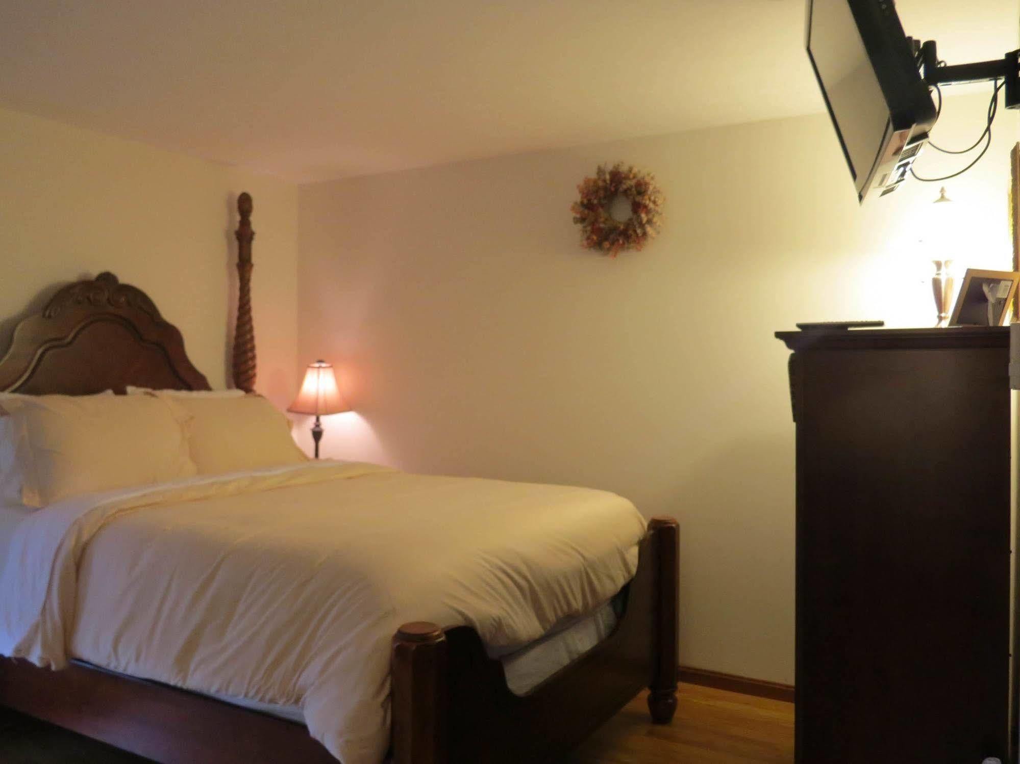 Blue Shutters Inn Carriage House Studios Ogunquit Exterior photo