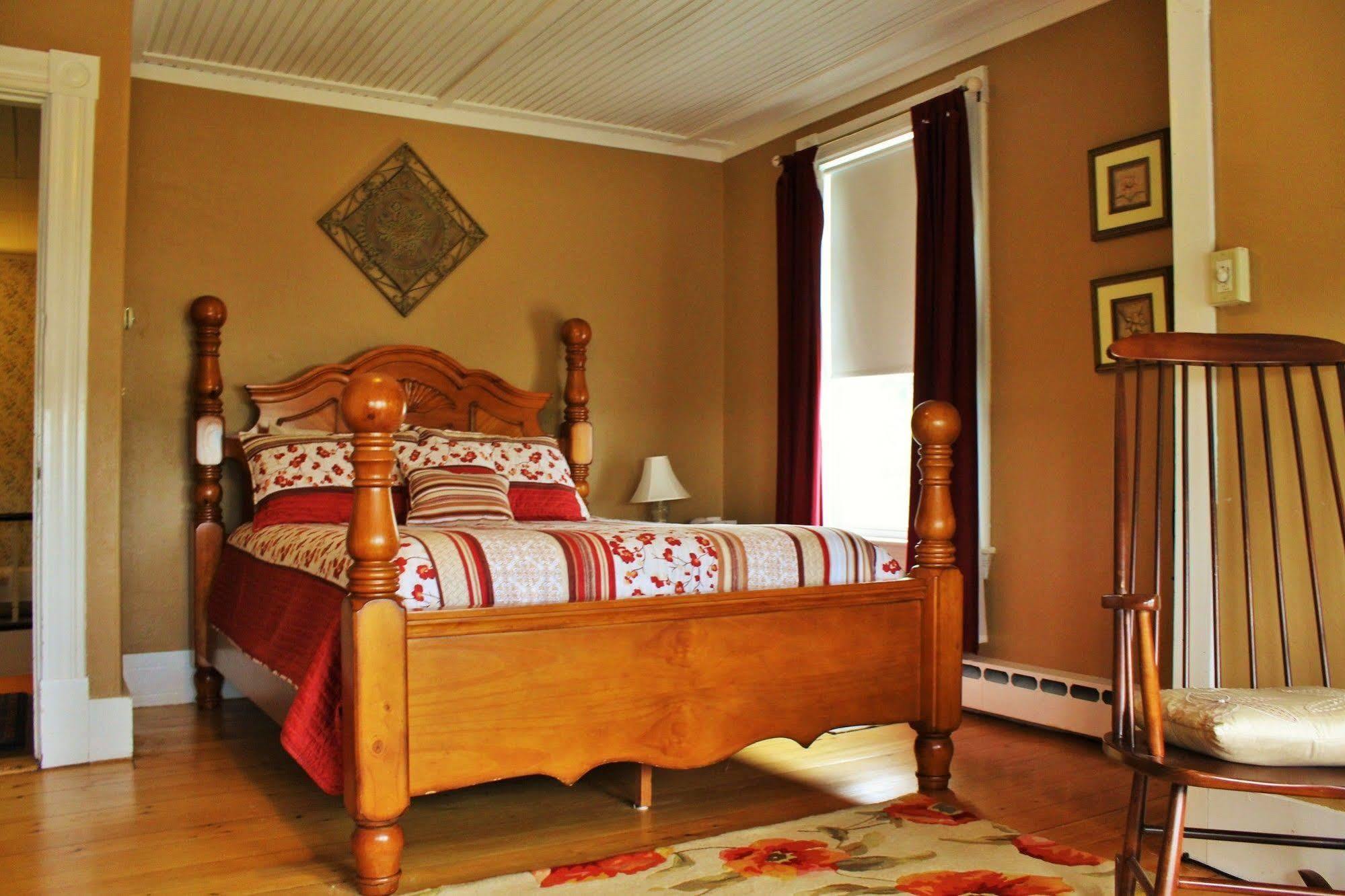 Blue Shutters Inn Carriage House Studios Ogunquit Exterior photo